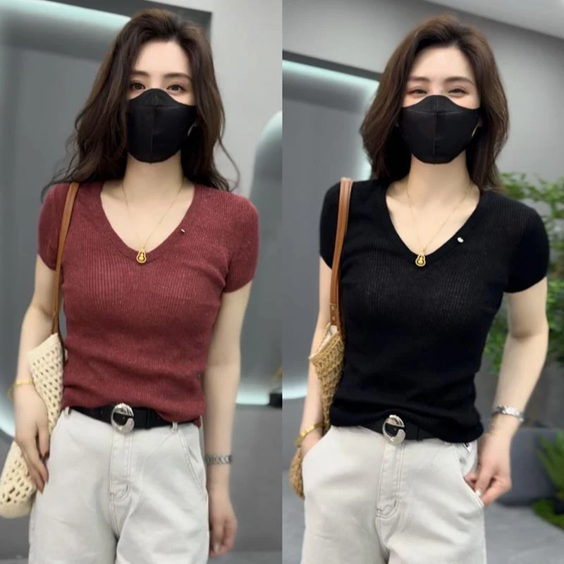 2025夏季新款V领时尚短袖针织衫女士打底衫上衣气质百搭韩版洋气