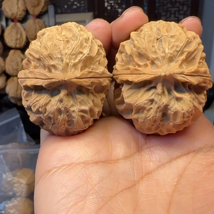 海***盟文玩核桃吊坠凤凰牡丹46微瑕