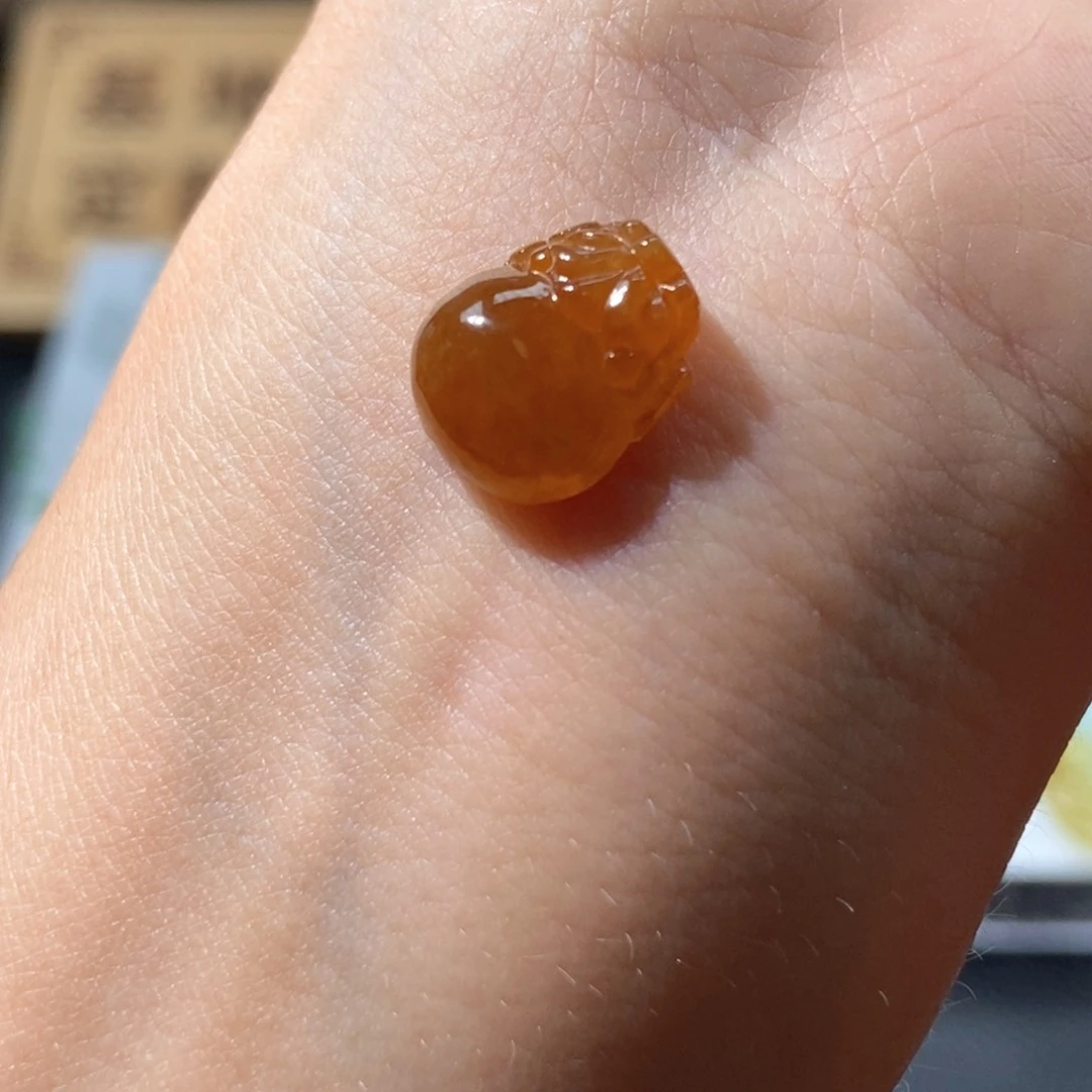 定制翡翠未镶嵌翡翠13.5×11×5.2