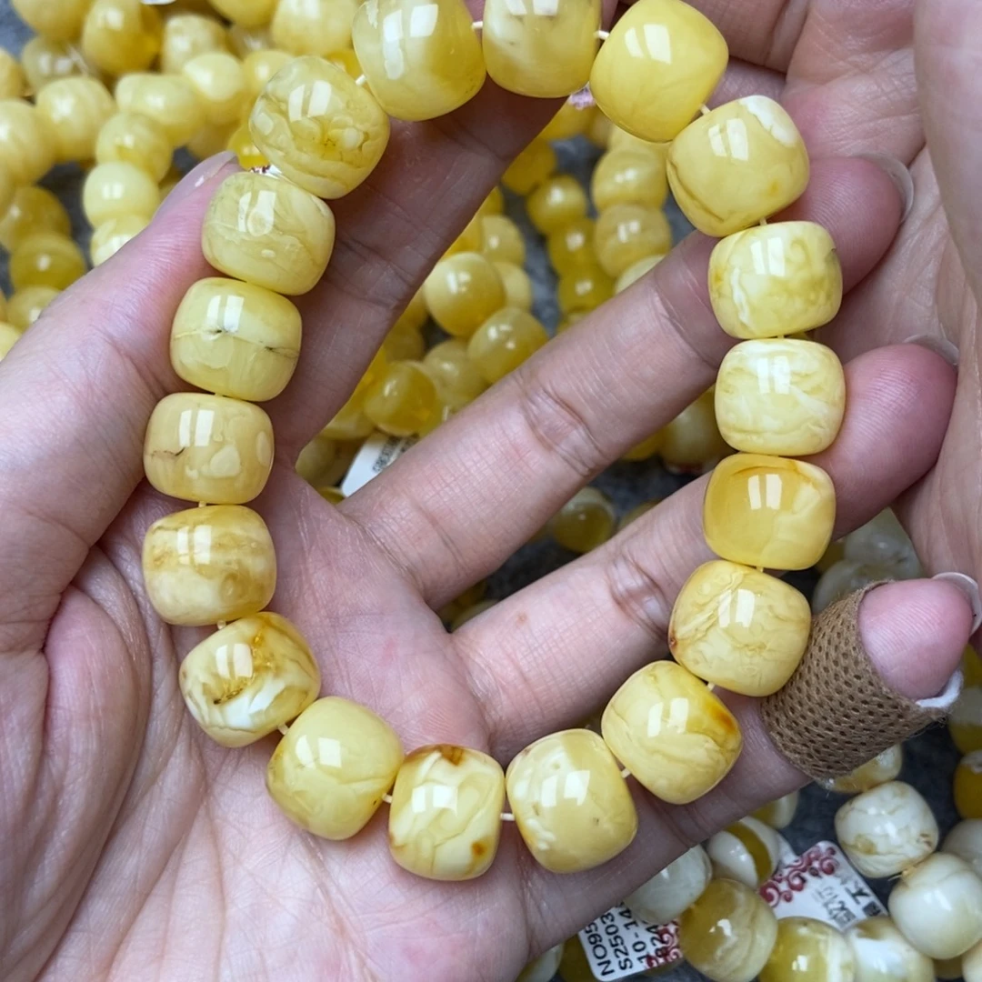 琥珀未镶嵌珠宝奇石9