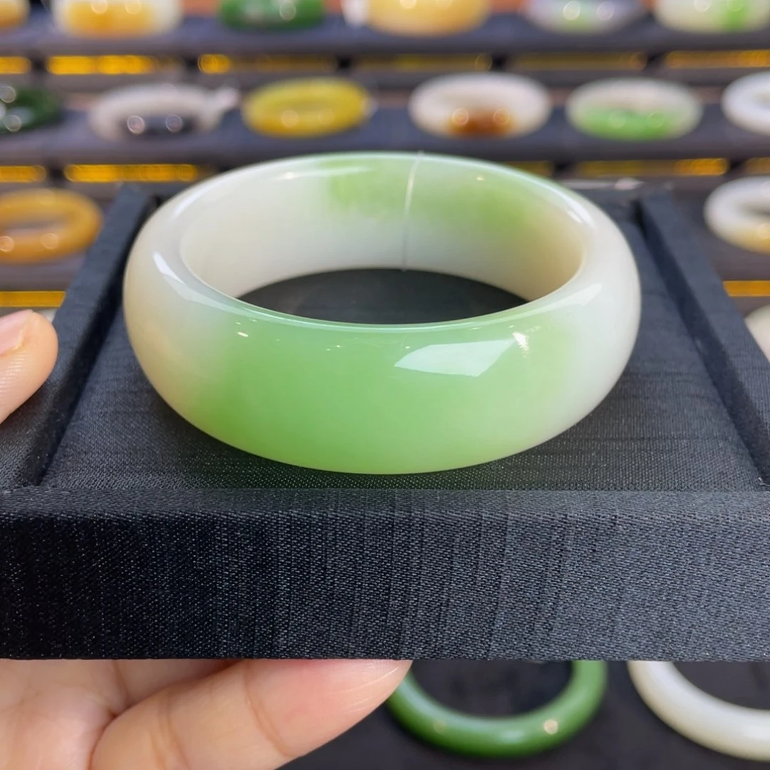 未镶嵌手镯和田玉（翠青玉）-白底翠青大宽版52