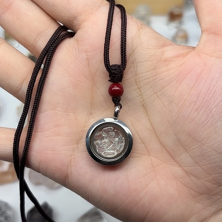 水晶未镶嵌颈饰闪灵钻项链