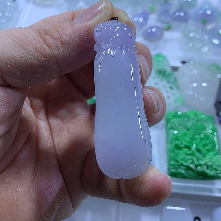 翡翠未镶嵌颈饰天然翡翠A货吊坠