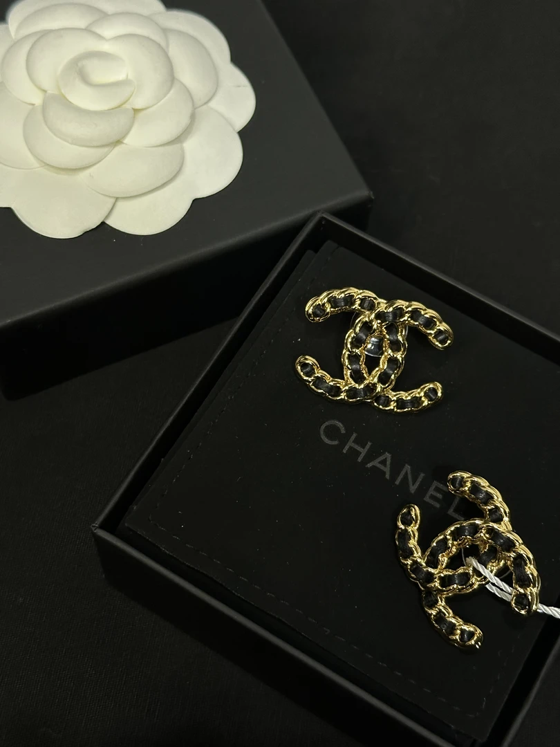 99新 Chanel/香奈儿 24K皮穿双C耳钉/JJ5030204