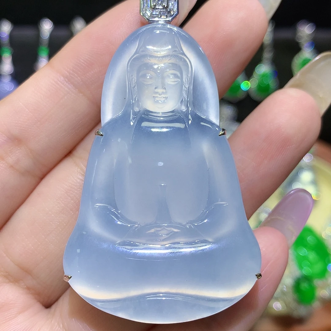 颈饰18K金镶嵌翡翠高冰