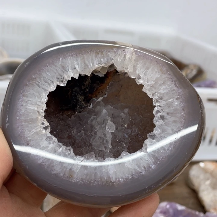 水晶摆件未镶嵌捡漏