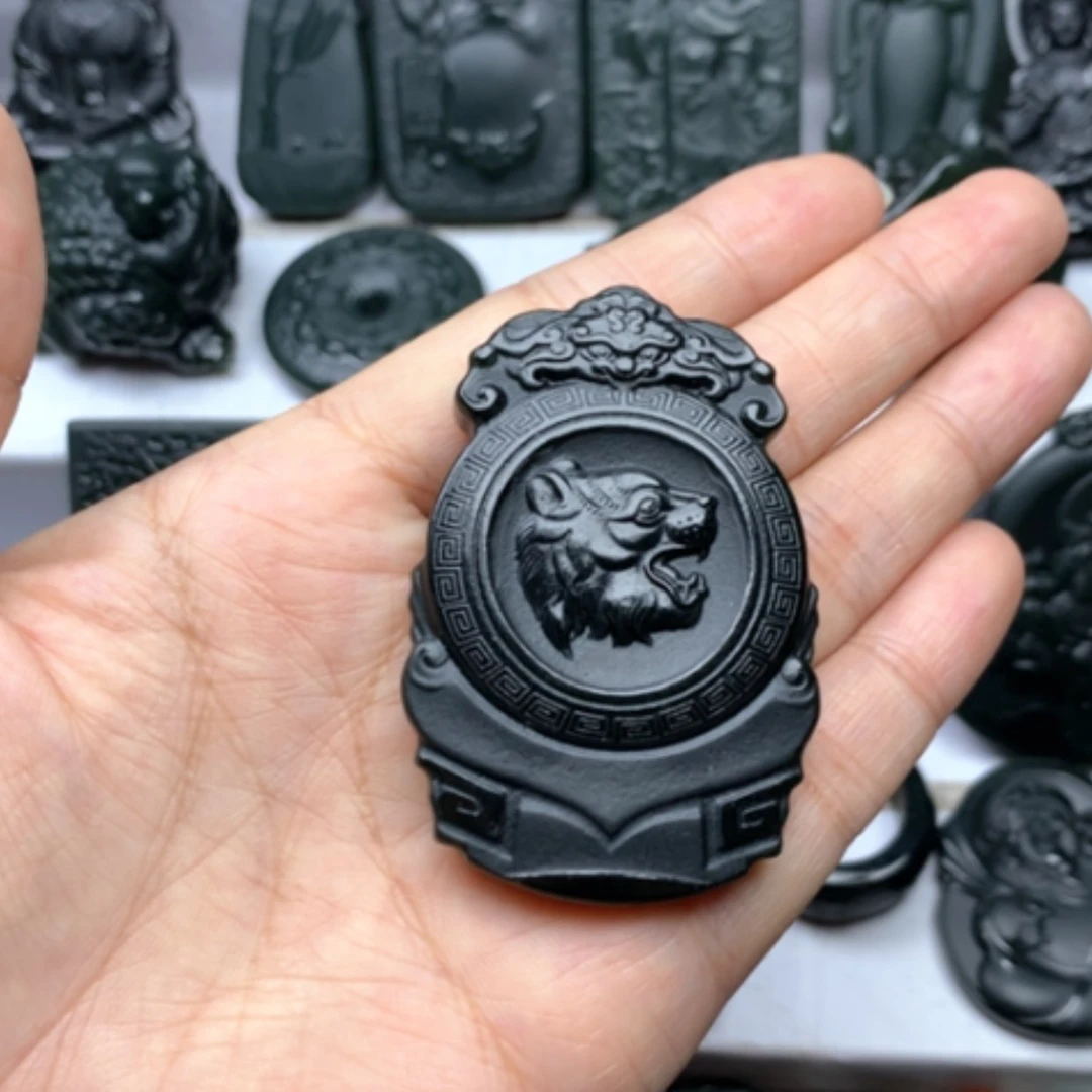 【闪购商品】颈饰未镶嵌和田玉双面雕刻