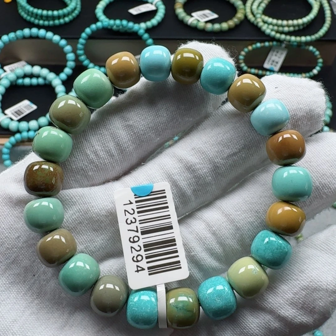 绿松石未镶嵌挂件