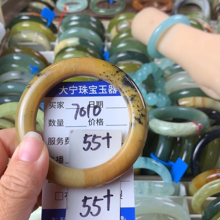 未镶嵌蛇纹石玉手镯7010
