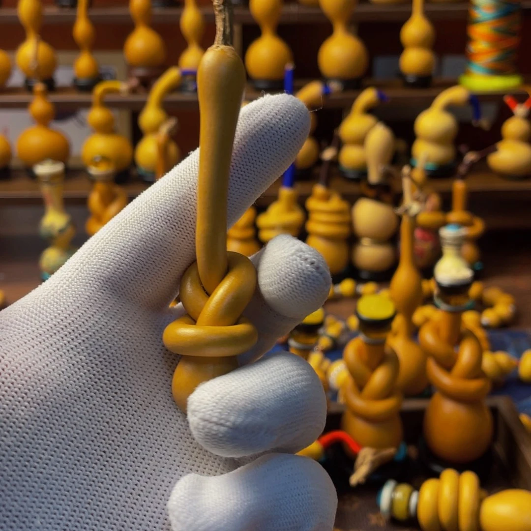 抖***.衣服都会回复的海军兵哥哥g