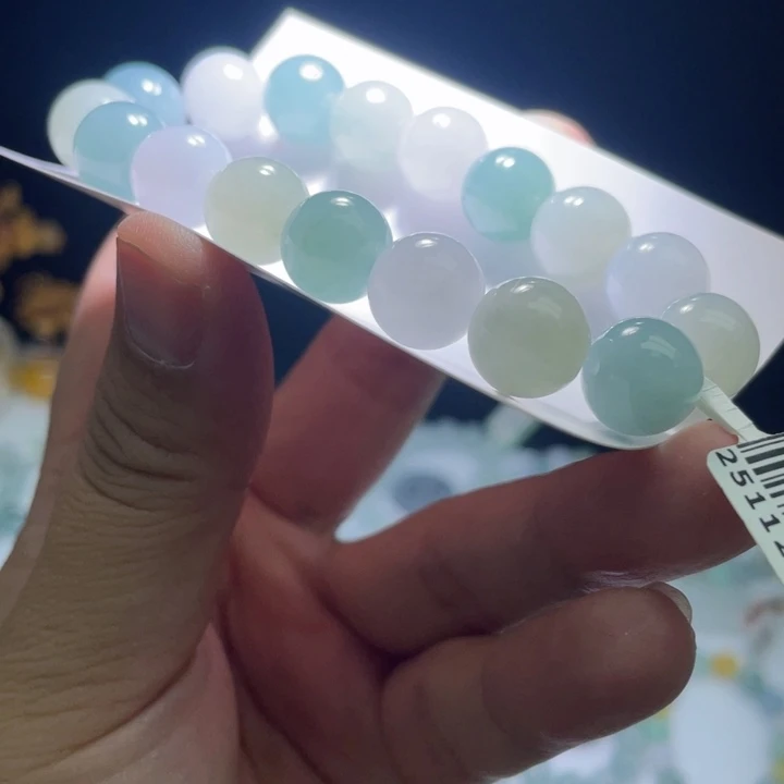 未镶嵌定制翡翠翡翠卡11+