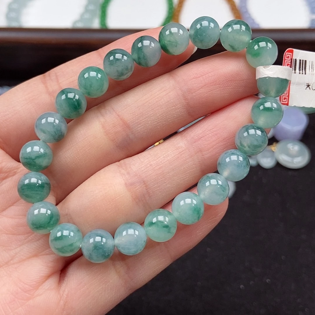 翡翠未镶嵌手串卡8.3