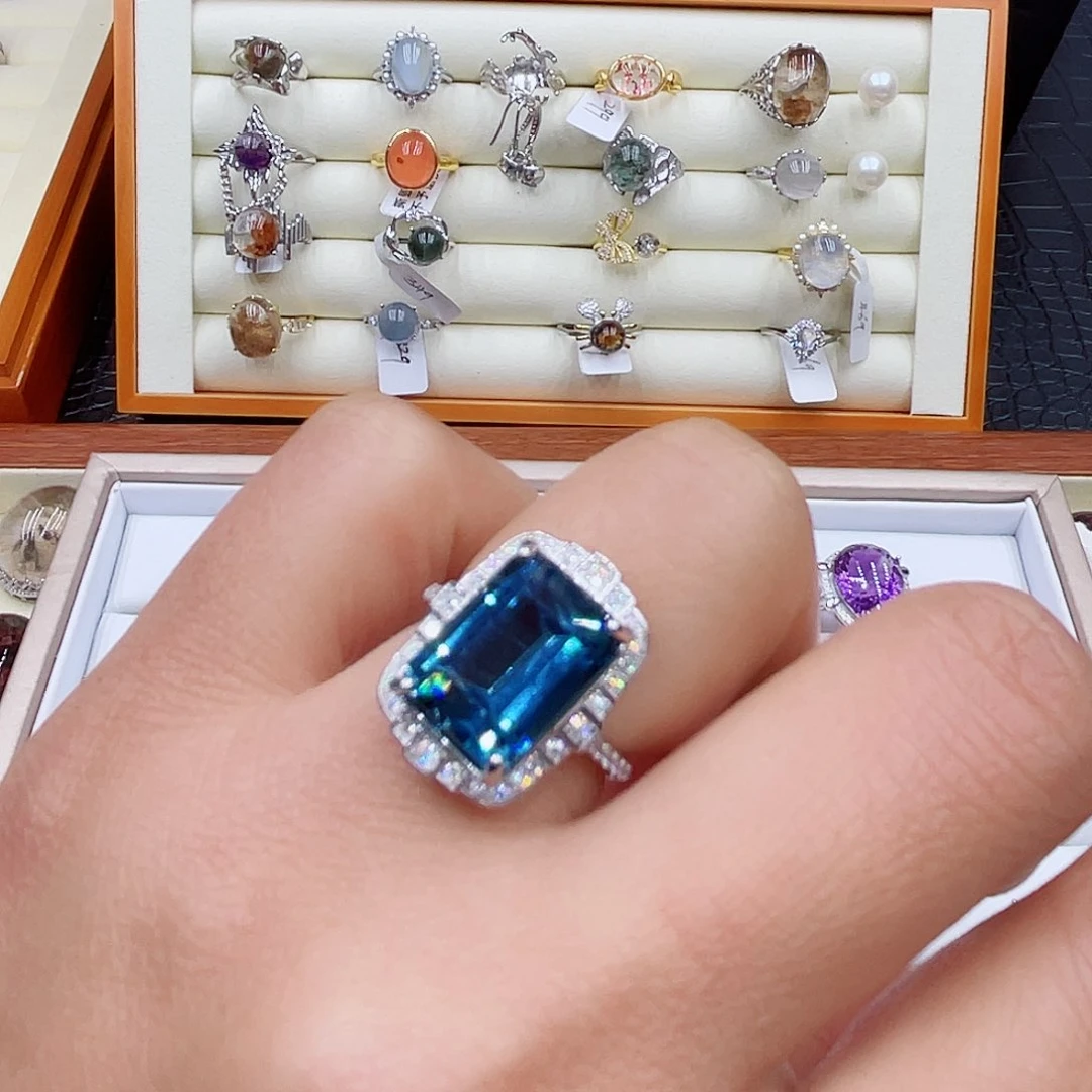 托帕石戒指银S925镶嵌h****…