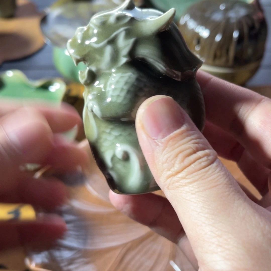 等****手工艺品琉璃龙泉青瓷茶宠