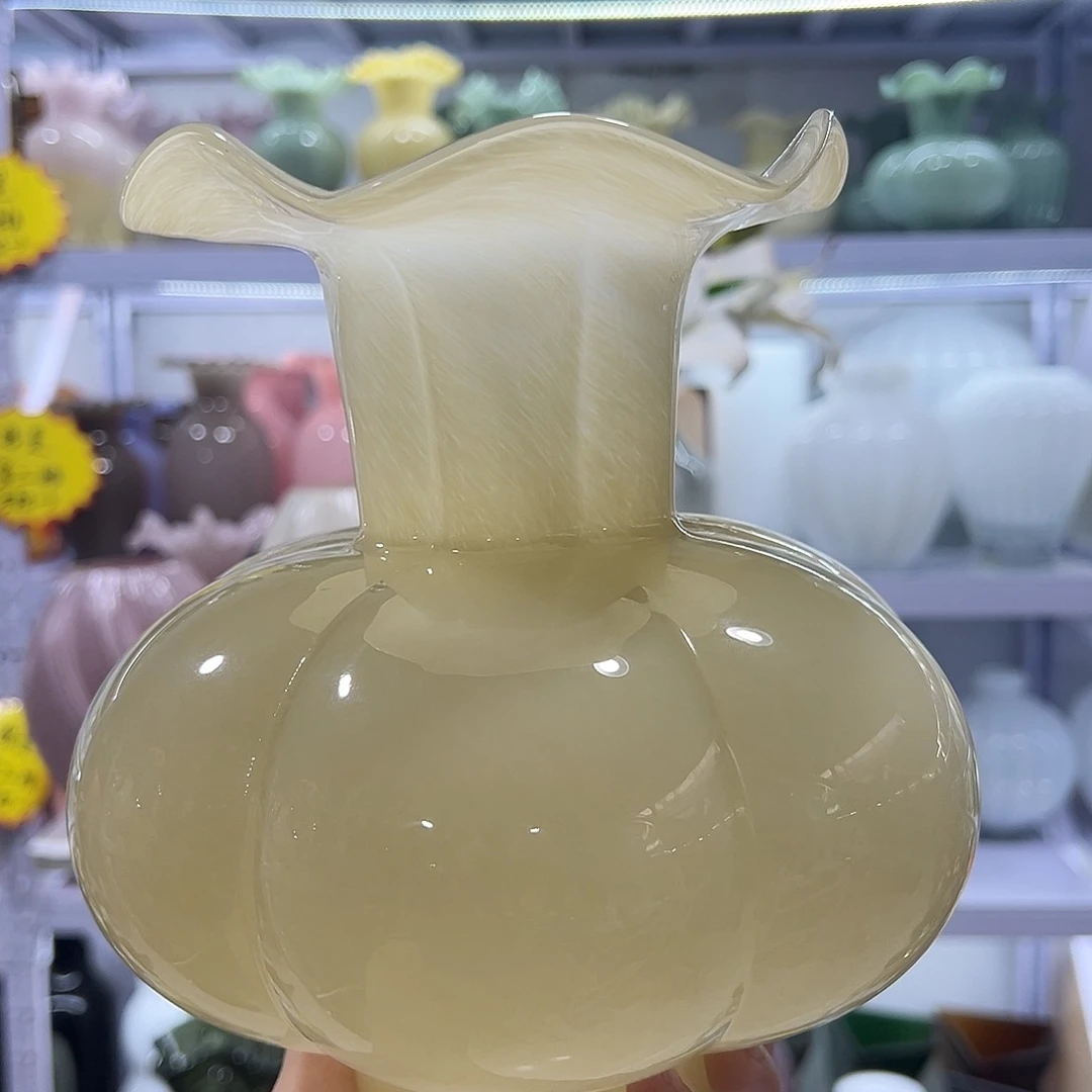 黄色花瓶95868900