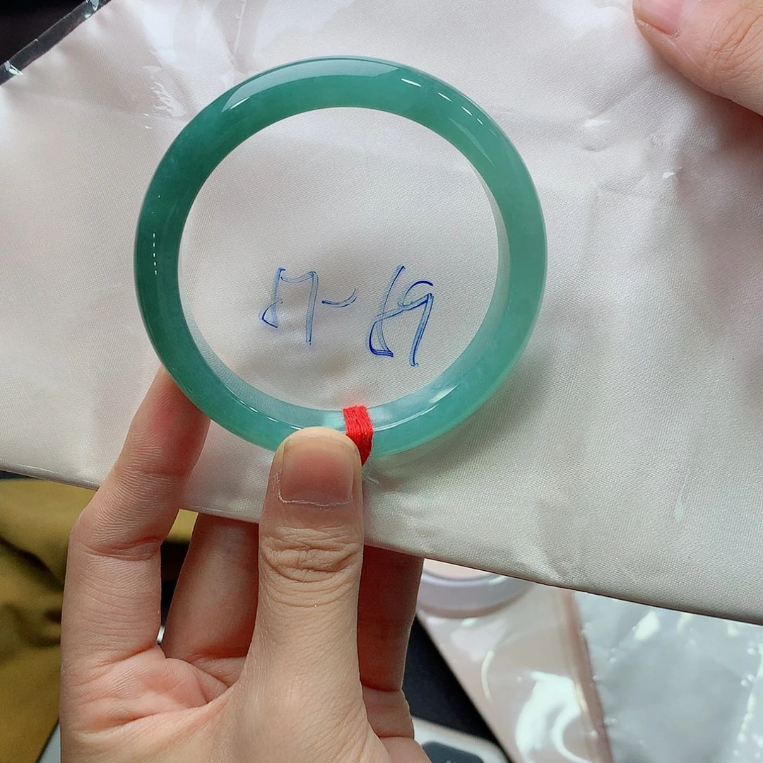 未镶嵌手镯翡翠买断