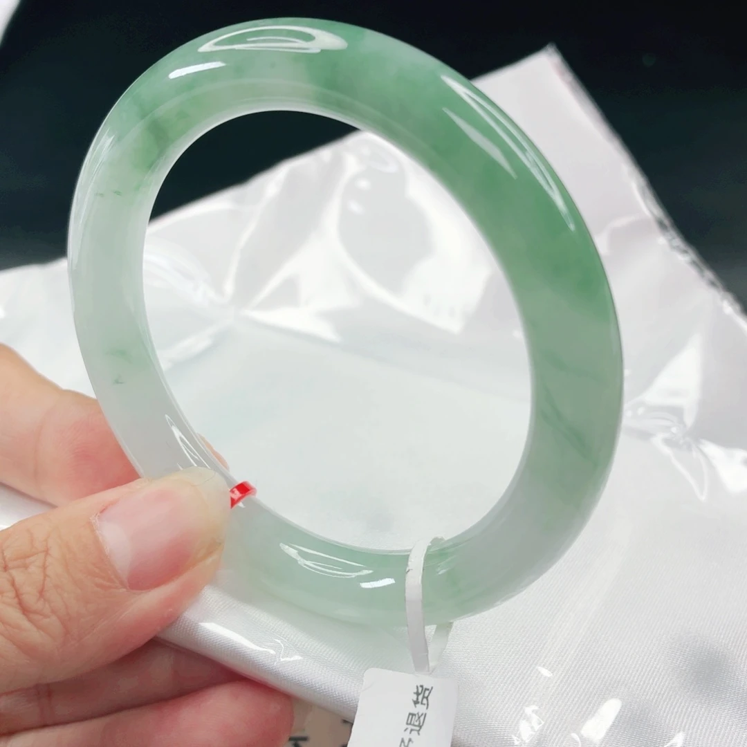 翡翠未镶嵌手镯圆条54.6