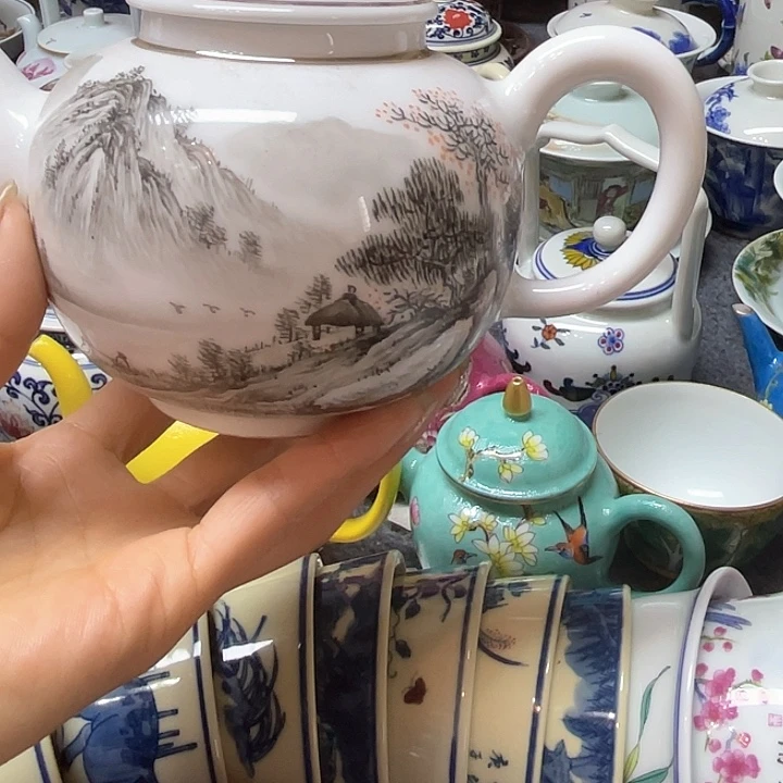 景德镇陶瓷博物有限公司，