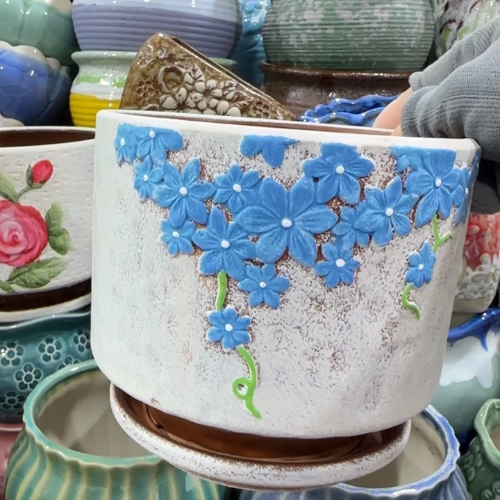 凑9块包邮，有孔，陶瓷花盆