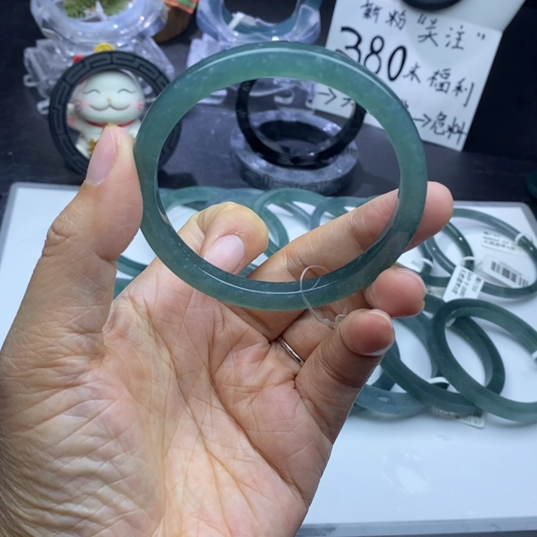 定制翡翠未镶嵌成品买断