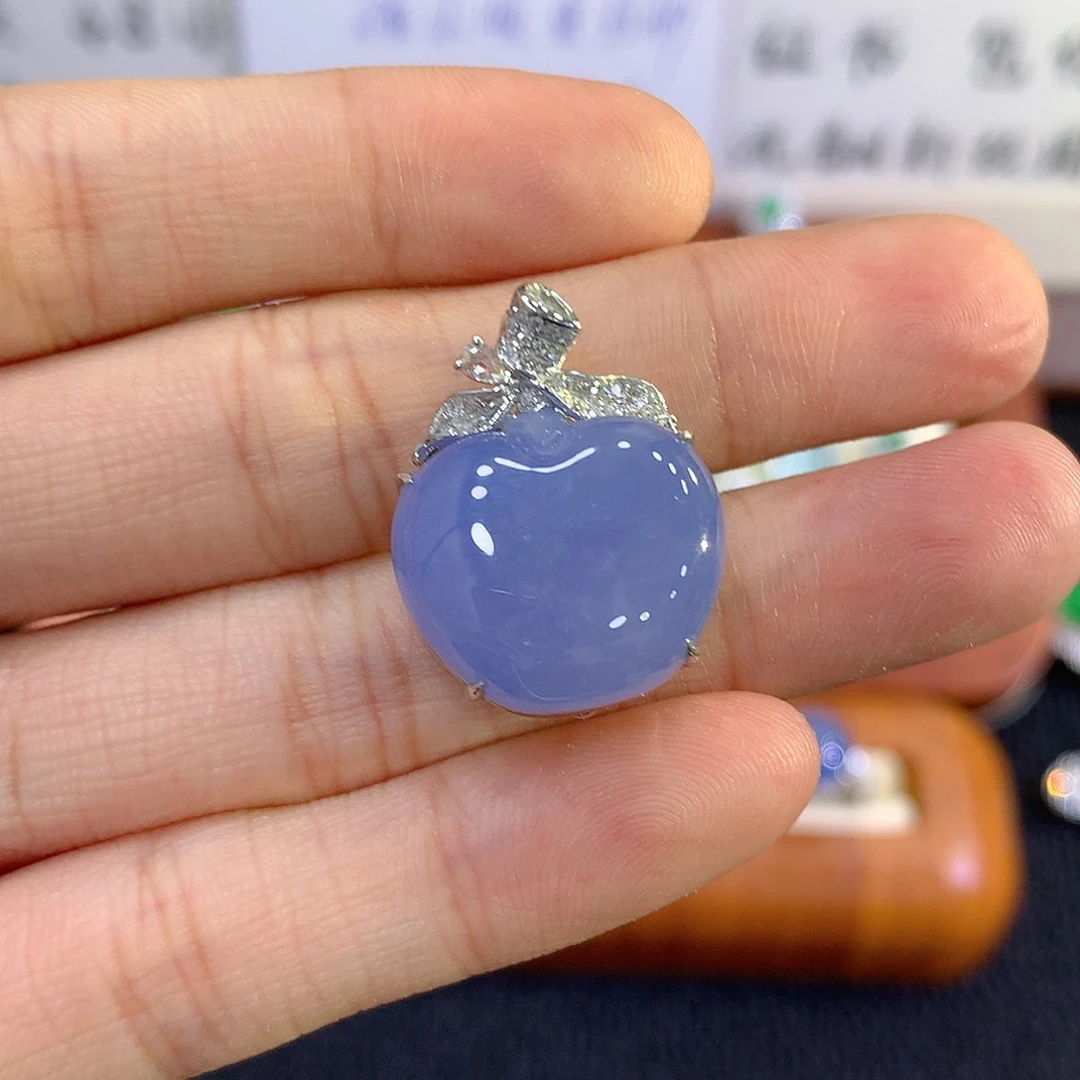 【闪购商品】吊坠(不含链)18K金镶嵌翡翠苹果