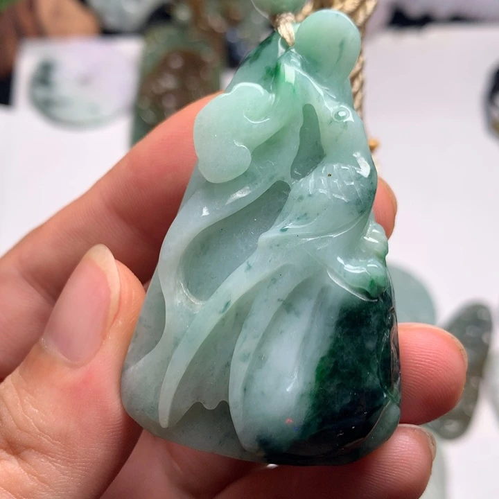 翡翠未镶嵌颈饰喜鹊23