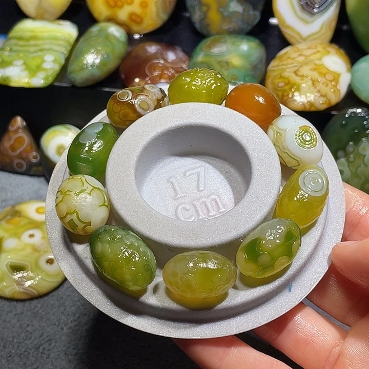 玛瑙/玉髓未镶嵌珠宝奇石