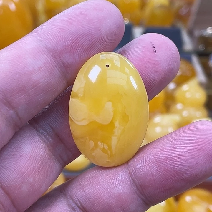 琥珀未镶嵌珠宝奇石琥珀