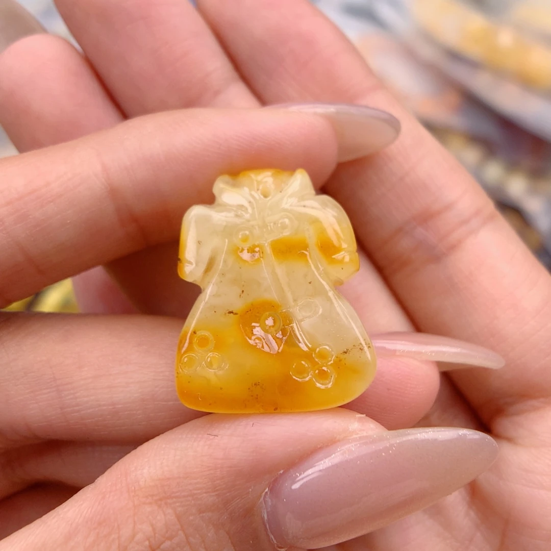 琥珀未镶嵌珠宝奇石