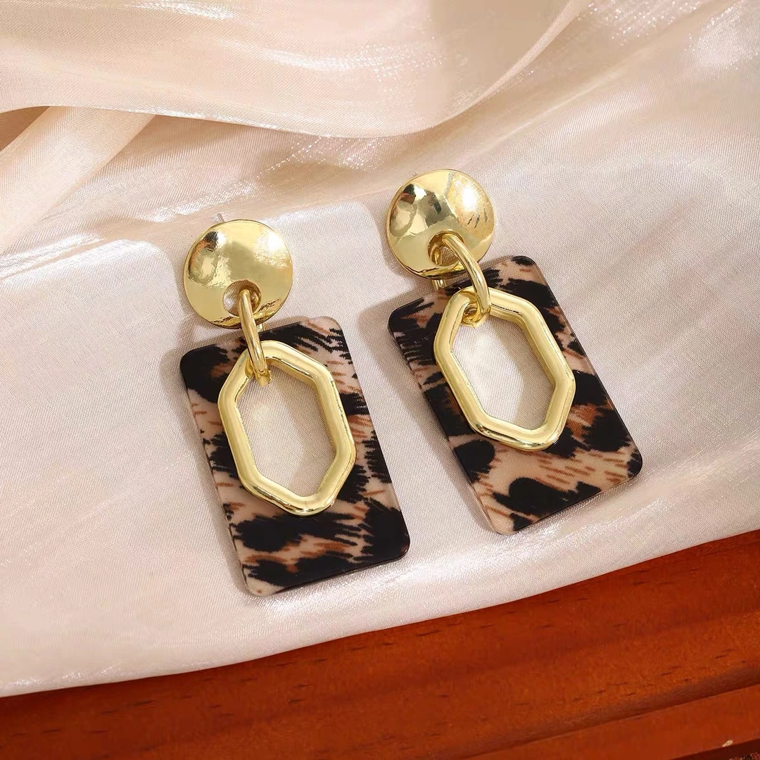 铜合金耳饰 夸张复古豹纹方形耳环新款耳钉轻奢高级气质大气耳饰