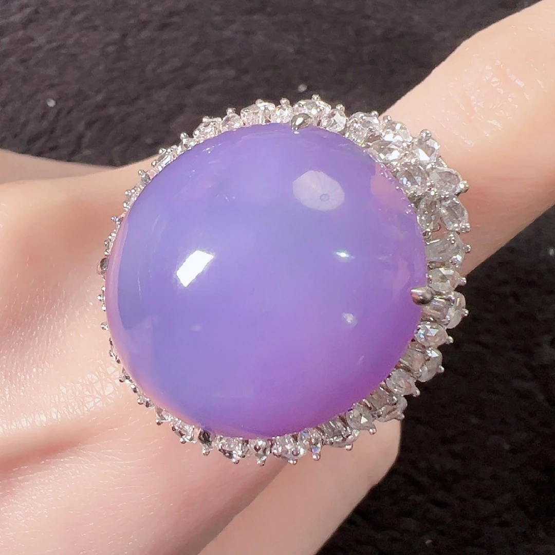 翡翠18K金镶嵌戒指签收后24小时鉴赏期，过时不退