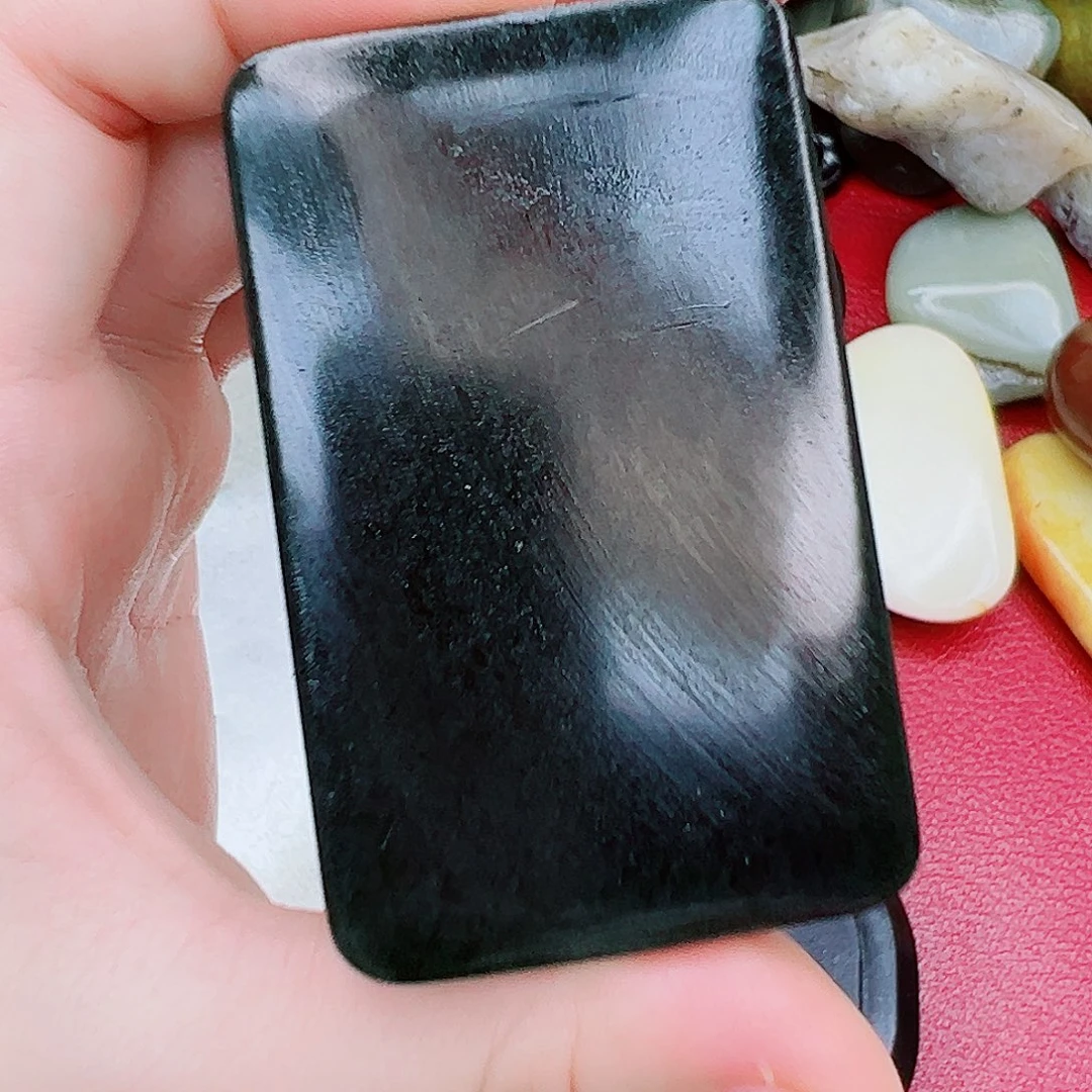 陈***疗未镶嵌和田玉挂件