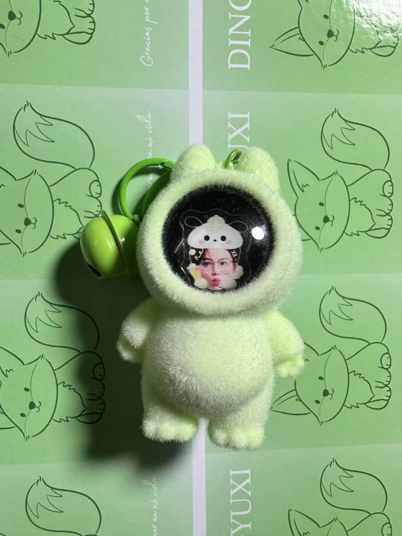 丁禹兮扇子海棠花书包仔钥匙链卡砖抱枕丝带小娃头