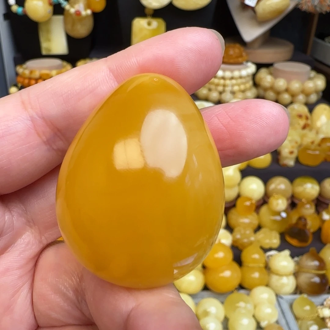 琥珀未镶嵌吊坠(不含链)天然俄料鸡油黄蜜蜡水滴吊坠