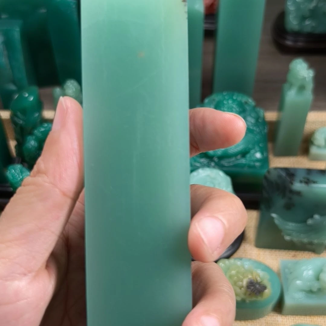 笨***孩寿山石印石梅子青印章1