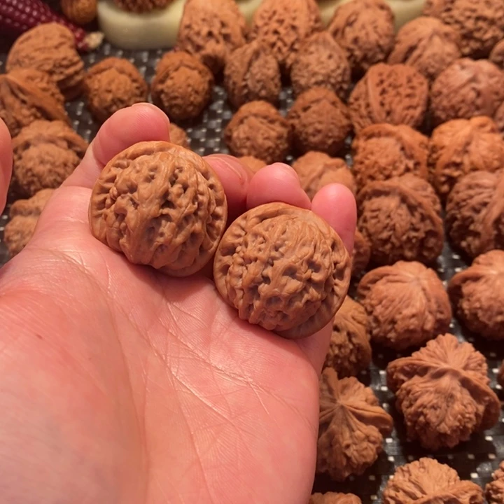 吊坠文玩核桃红锦鲤