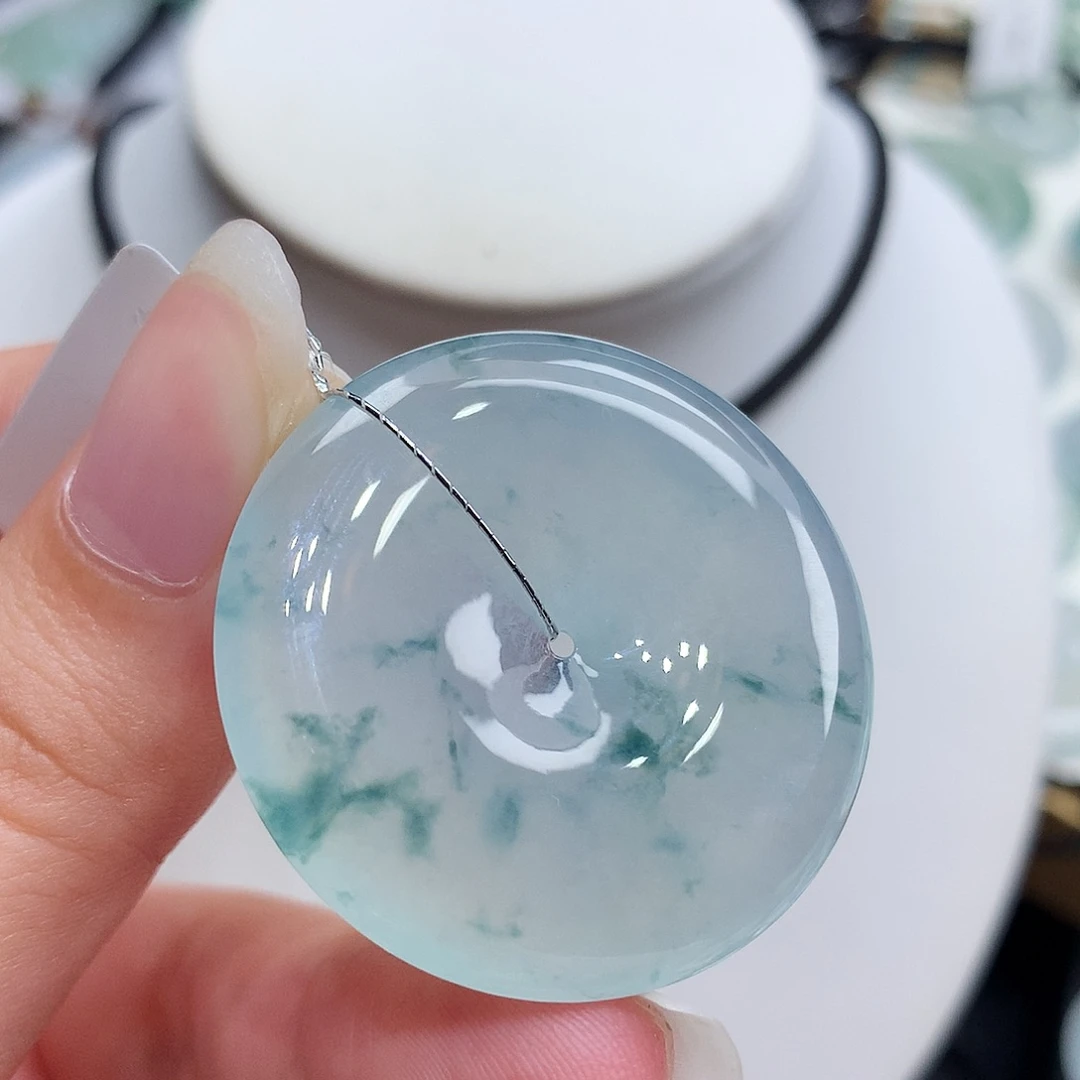 翡翠未镶嵌胸饰翡翠106，34.5/5.7