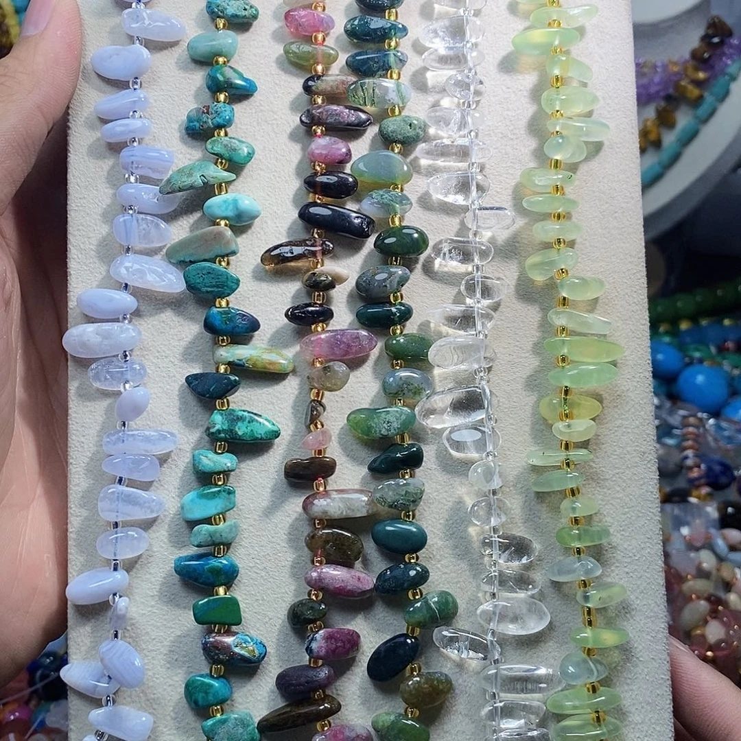 石英质玉未镶嵌，卡子一条，下单备注数字，