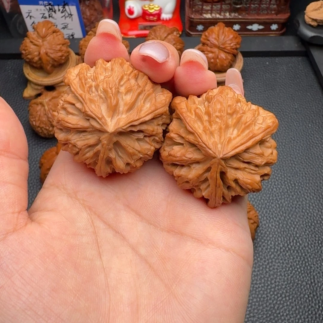 文玩核桃把件苹果园三棱，全品无修，