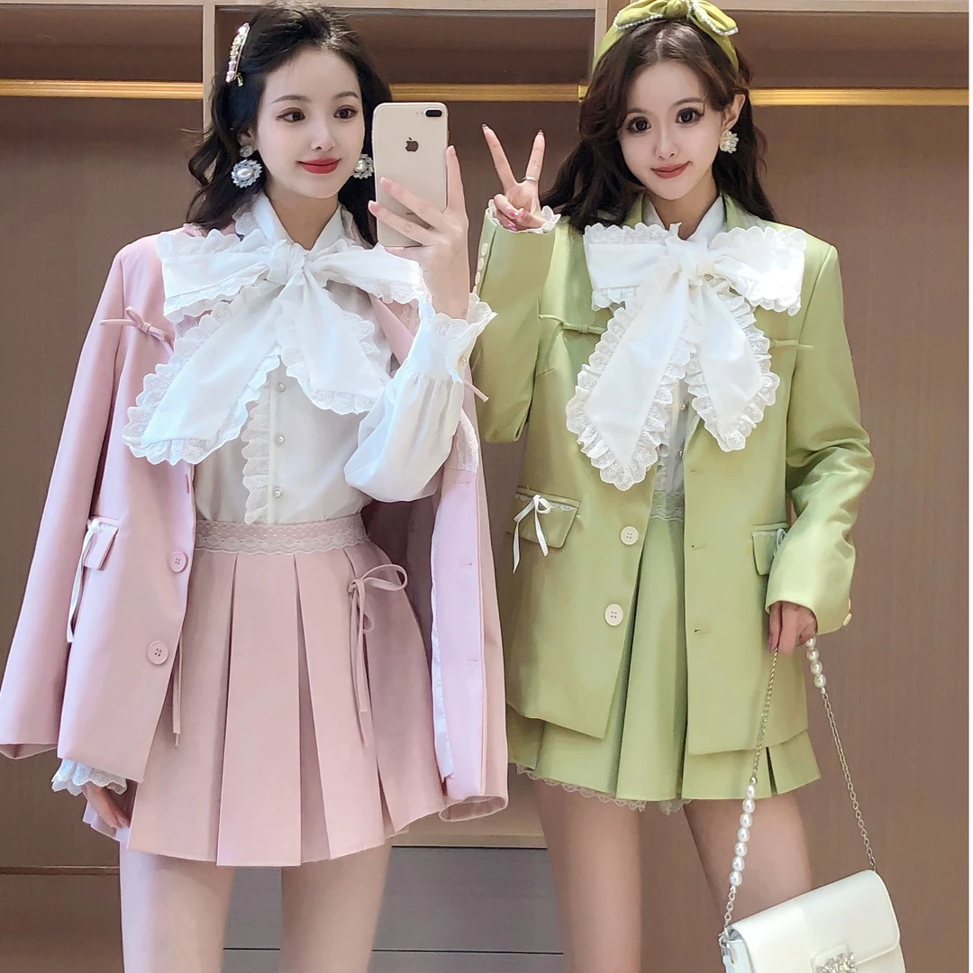 艾日秀温柔风多巴胺小个子套装蕾丝西装外套百褶裙两件套 E8679