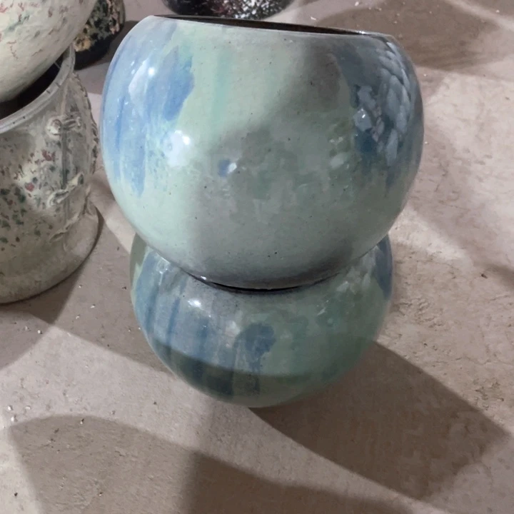 紫砂花盆口径15高度16两只正品