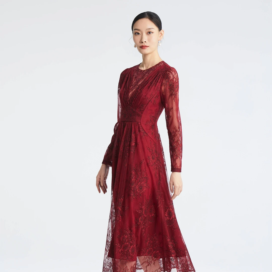 SUSSI/古色泡泡长袖烫钻蕾丝连衣裙显瘦70后显年轻漂亮雅丹风女