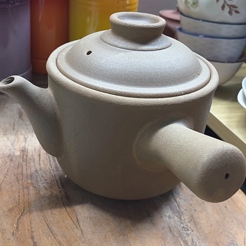 微瑕，明火，口径16高度12，1.5L变形