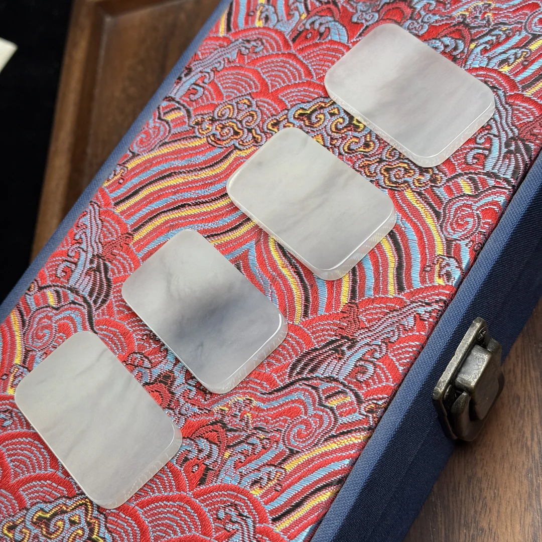 【仔仔臻选】和田玉胭紫方牌卡45.7mm厚5.5（多样性发货拍一发一）