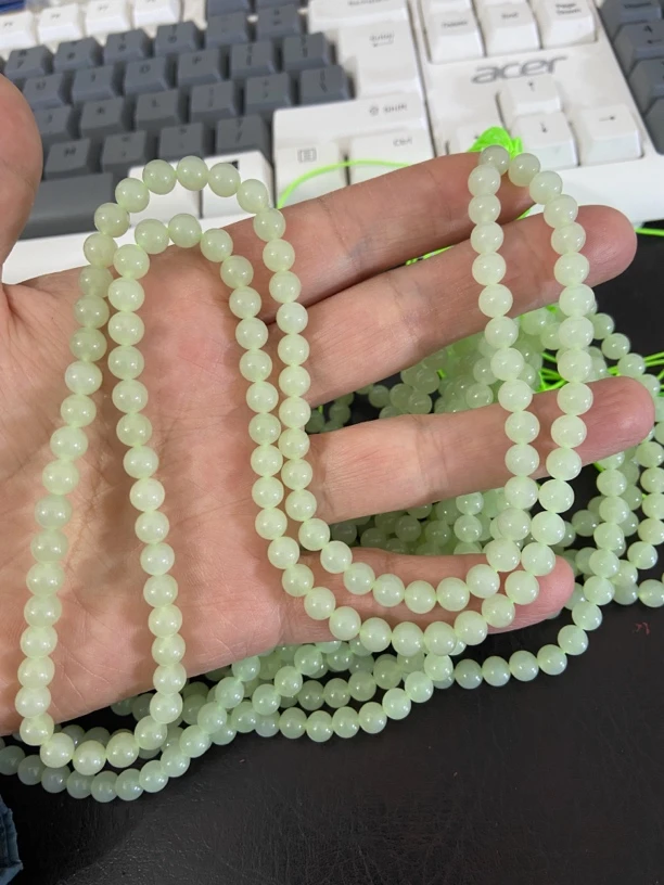 新疆和田玉且末高清白108项链6mm