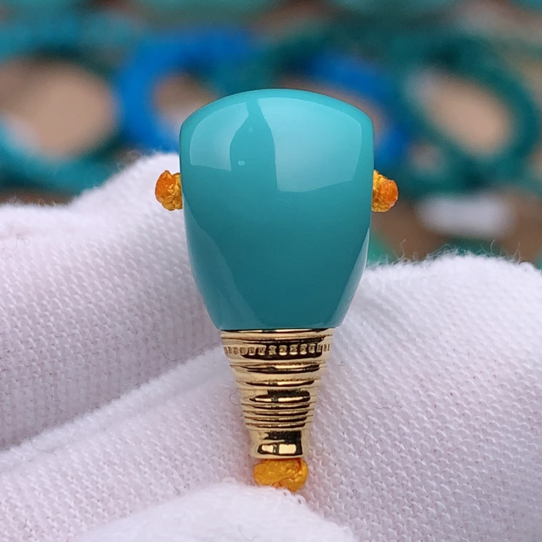 18K金镶嵌绿松石珠宝奇石9.4mm