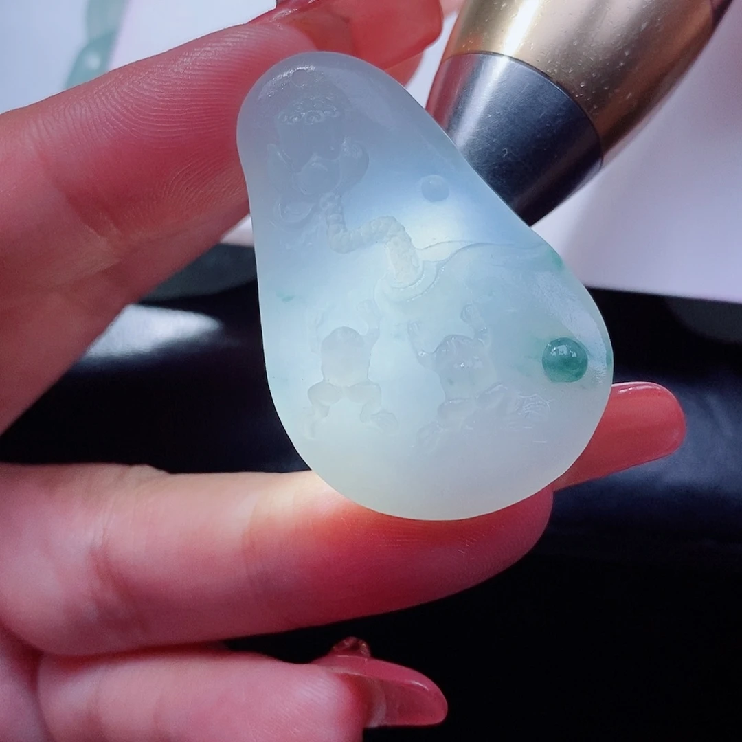 定制翡翠未镶嵌翡翠