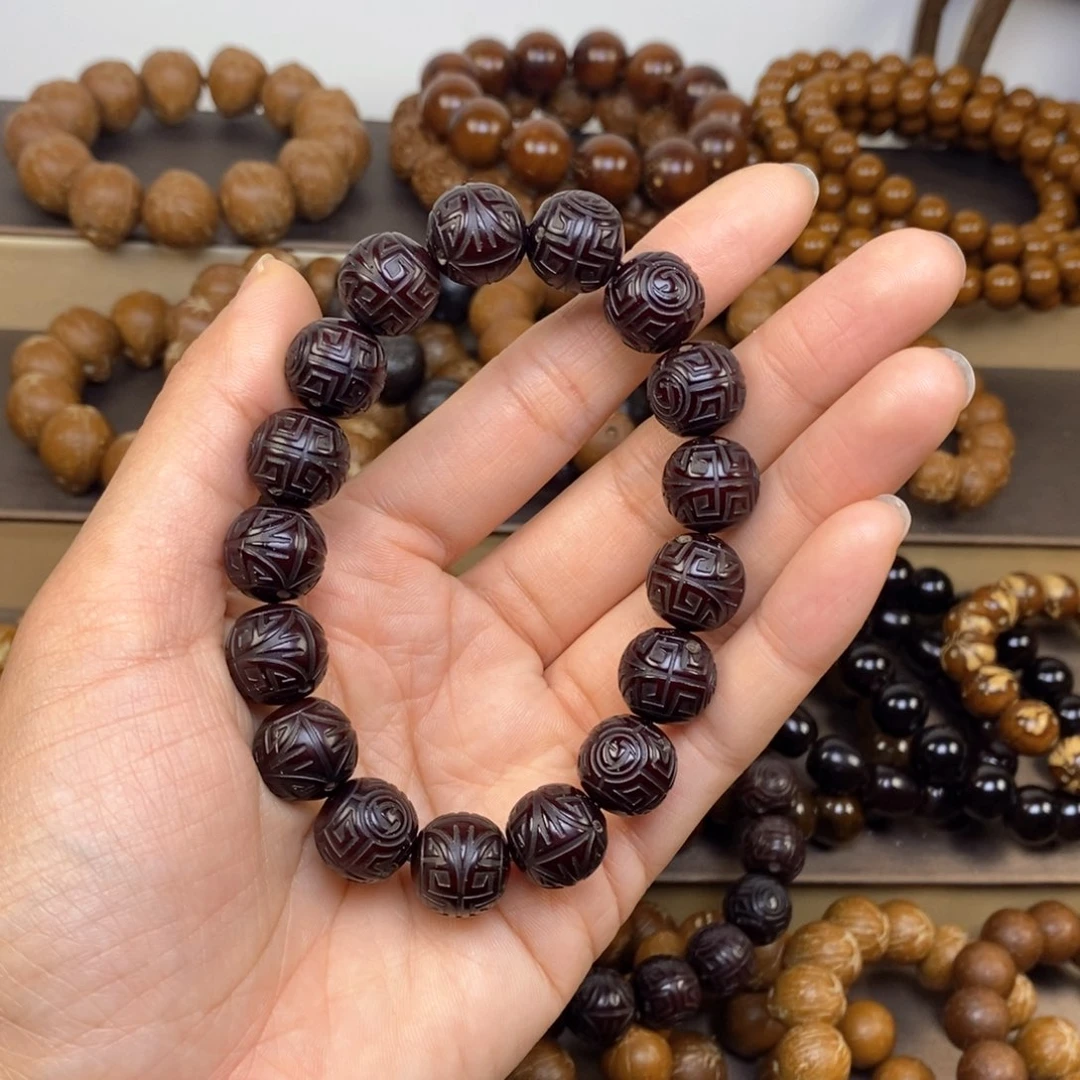 紫金鼠手串滑***月13紫皮雕刻