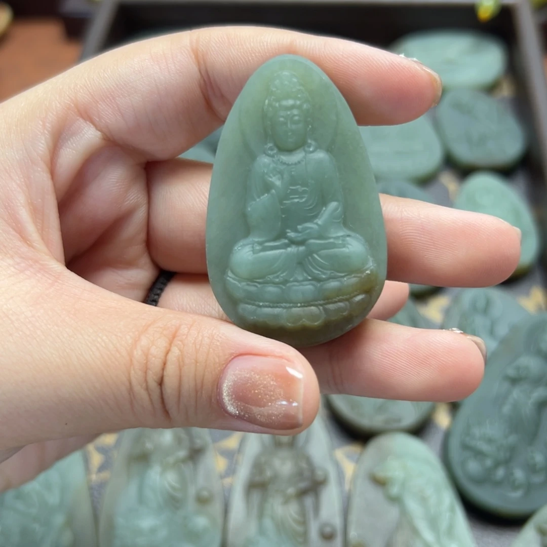 和田玉未镶嵌珠宝奇石