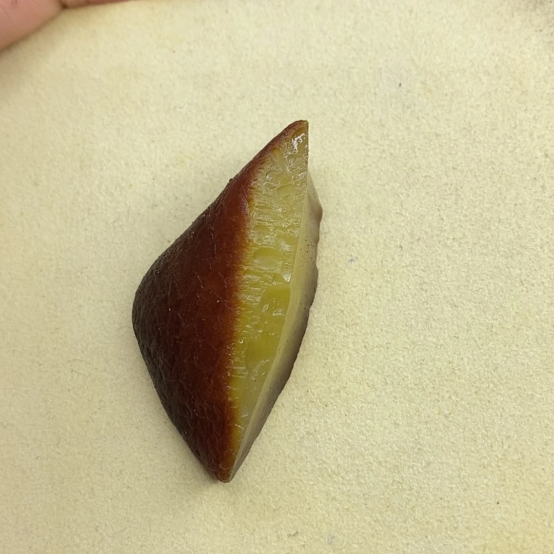 定制蜜蜡未镶嵌梨